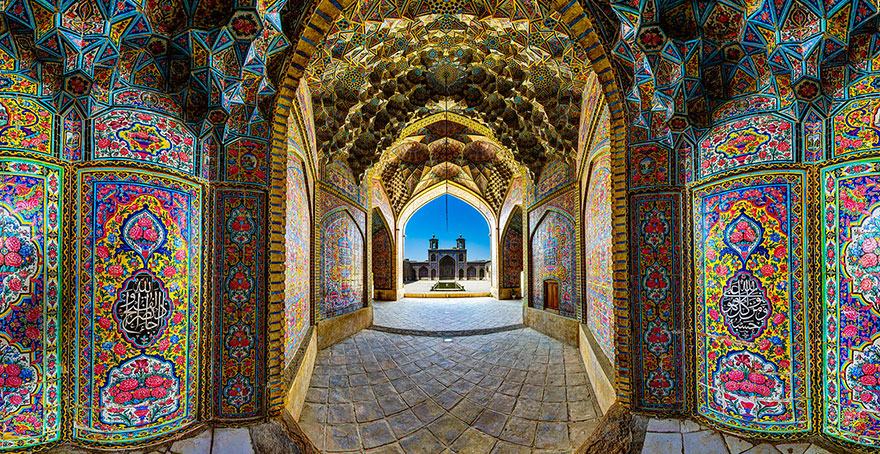 Every Morning, This Stunning Mosque In Iran Is Illuminated With All Of The Colors Of The Rainbow Every Morning, This Stunning Mosque In Iran Is Illuminated With All Of The Colors Of The Rainbow