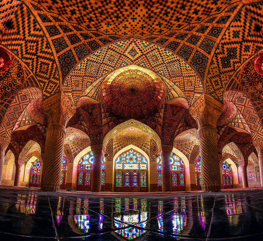 Every Morning, This Stunning Mosque In Iran Is Illuminated With All Of The Colors Of The Rainbow Every Morning, This Stunning Mosque In Iran Is Illuminated With All Of The Colors Of The Rainbow