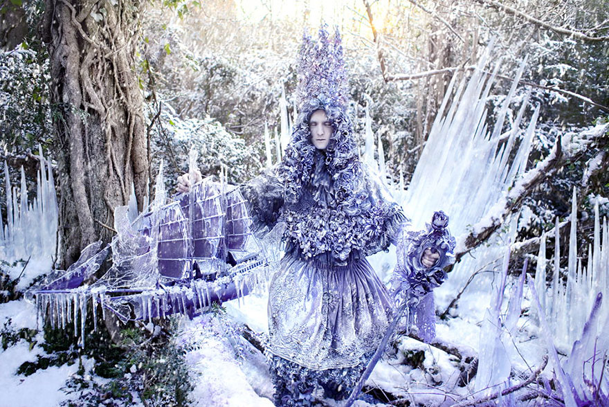 surreal-photography-kirsty-mitchell-22 surreal-photography-kirsty-mitchell-22