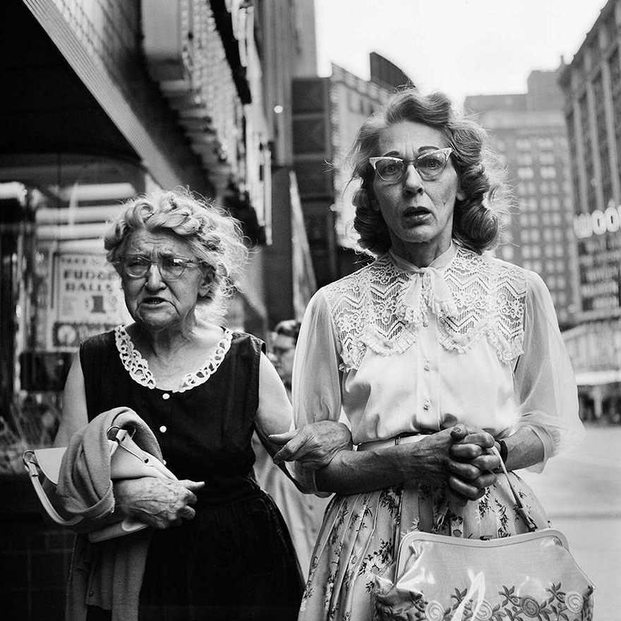 street-photos-new-york-1950s-vivian-mayer-31 street-photos-new-york-1950s-vivian-mayer-31