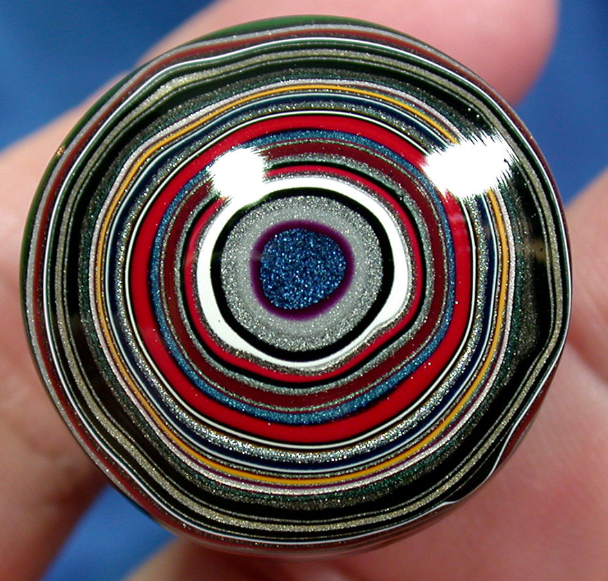 fordite-detroit-agate-car-paint-stone-jewel-11 fordite-detroit-agate-car-paint-stone-jewel-11