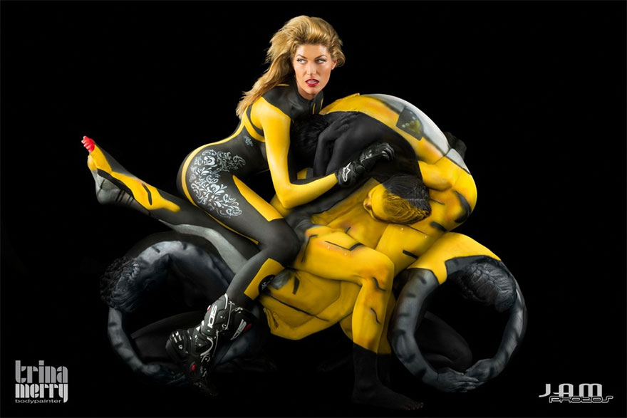 motorcycle-body-painting-art-trina-merry-1 motorcycle-body-painting-art-trina-merry-1