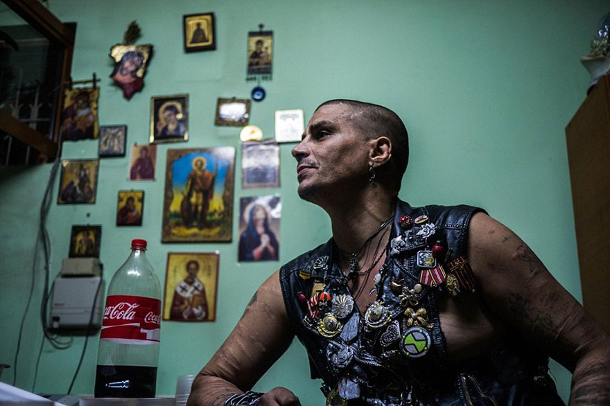 underground-sewer-life-bruce-lee-bucharest-17 underground-sewer-life-bruce-lee-bucharest-17