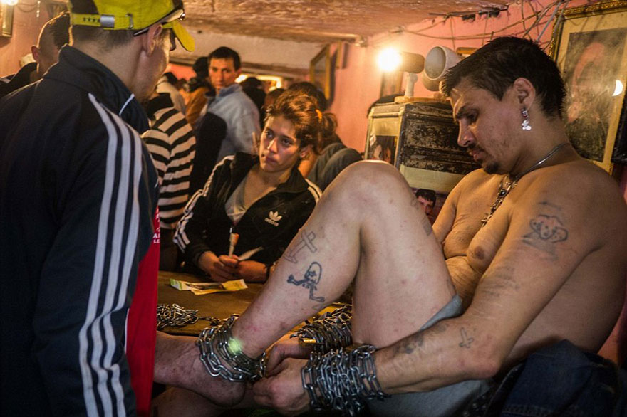 underground-sewer-life-bruce-lee-bucharest-19 underground-sewer-life-bruce-lee-bucharest-19