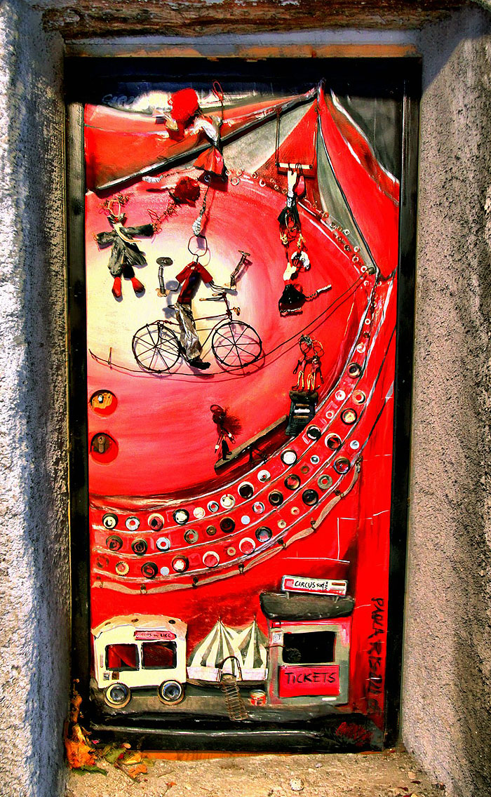 30 Beautiful Doors That Seem To Lead To Other Worlds 30 Beautiful Doors That Seem To Lead To Other Worlds