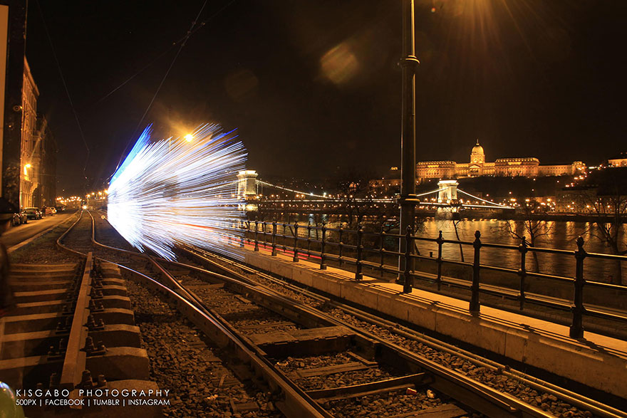 30,000 LED Lights Make The Trams In Budapest Look Like Time Machines 30,000 LED Lights Make The Trams In Budapest Look Like Time Machines