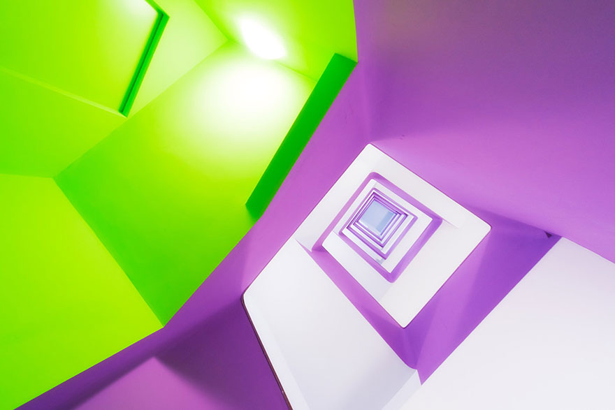 30 Mesmerizing Examples of Spiral Staircase Photography 30 Mesmerizing Examples of Spiral Staircase Photography