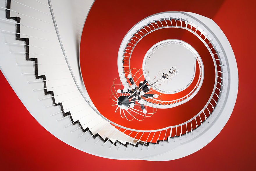30 Mesmerizing Examples of Spiral Staircase Photography 30 Mesmerizing Examples of Spiral Staircase Photography