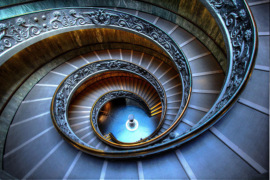 30 Mesmerizing Examples of Spiral Staircase Photography 30 Mesmerizing Examples of Spiral Staircase Photography