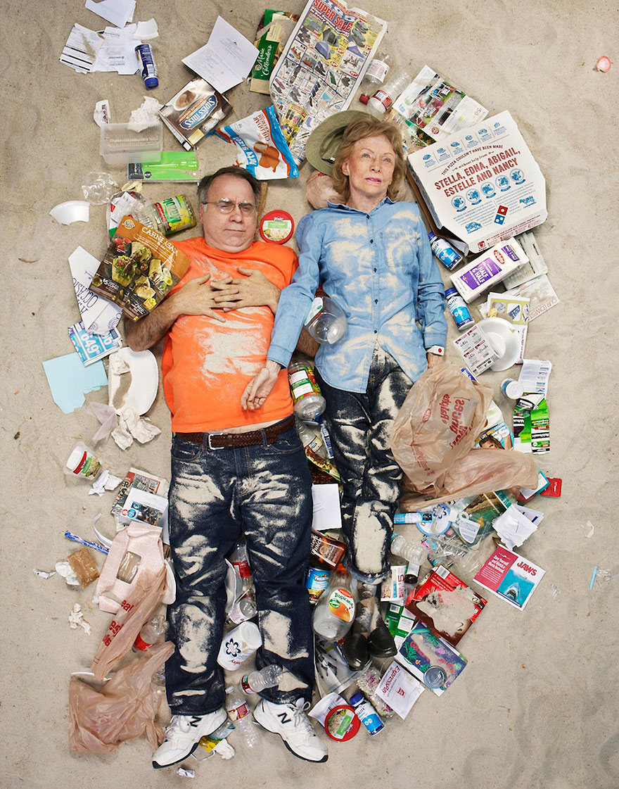 7-days-of-garbage-environmental-photography-gregg-segal-3 7-days-of-garbage-environmental-photography-gregg-segal-3