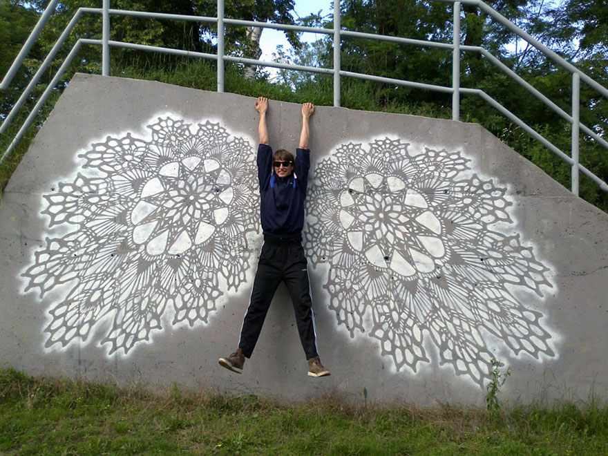 crochet-lace-street-art-nespoon-22 crochet-lace-street-art-nespoon-22