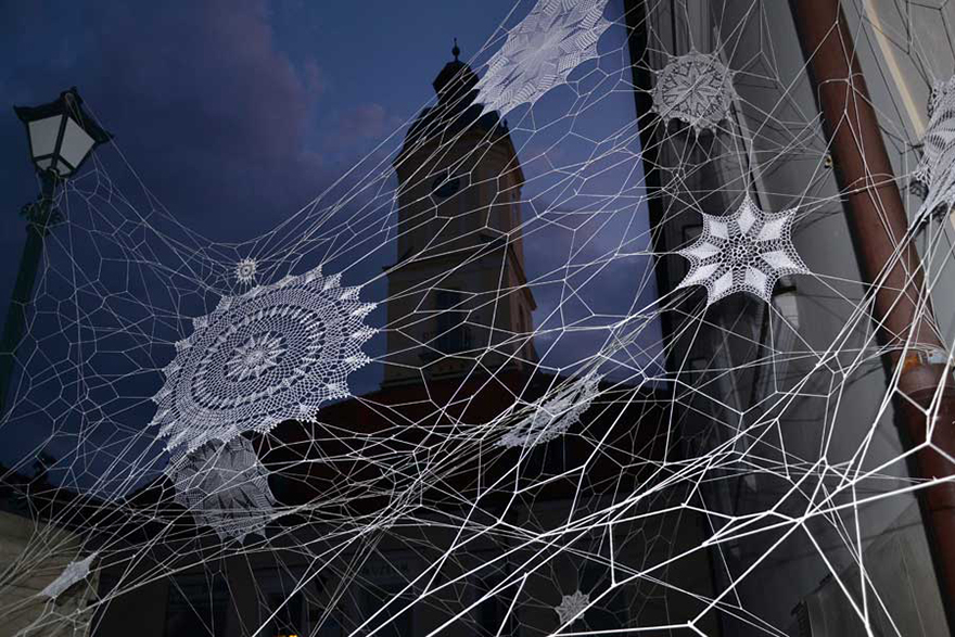 crochet-lace-street-art-nespoon-8 crochet-lace-street-art-nespoon-8