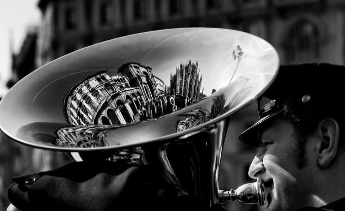 These 25 Stunning Reflection Photos Will Turn Your World Upside Down