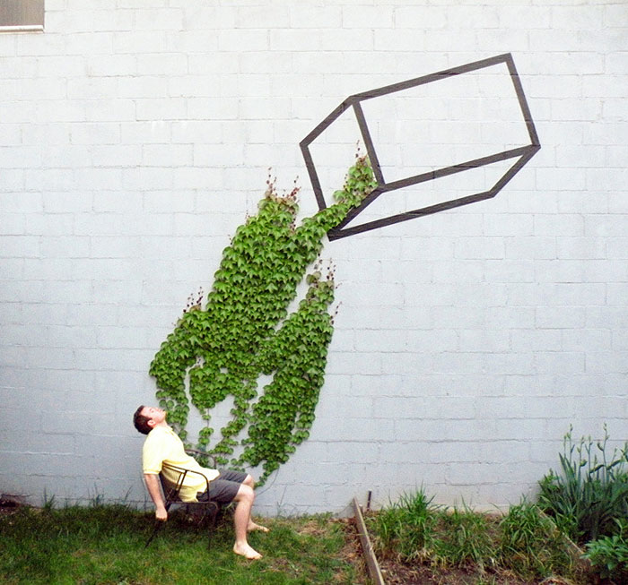 street-art-interacts-with-nature-24 street-art-interacts-with-nature-24