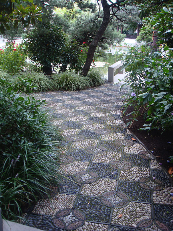 garden-pebble-stone-paths-10 garden-pebble-stone-paths-10