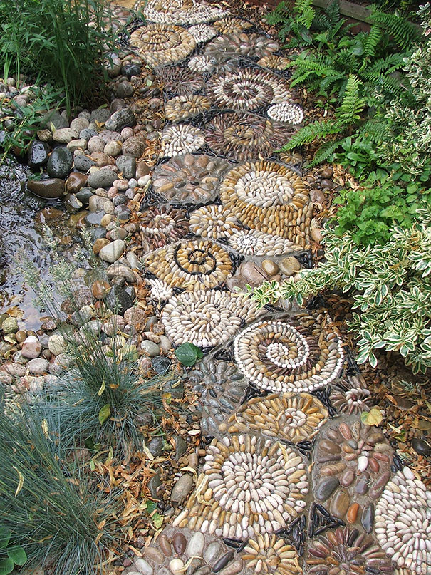 garden-pebble-stone-paths-7 garden-pebble-stone-paths-7