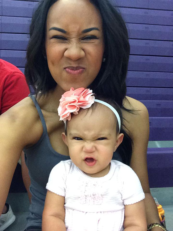 like-mother-like-daughter-funny-photography-29 like-mother-like-daughter-funny-photography-29