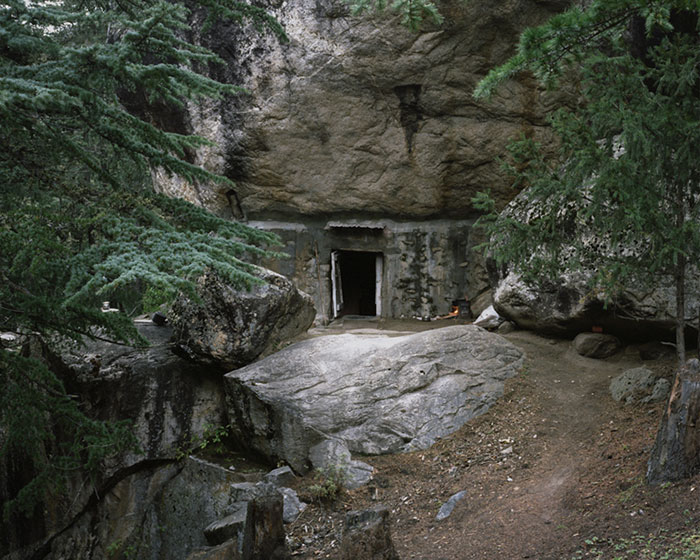 living-in-the-wild-escape-danila-tkachenko-22