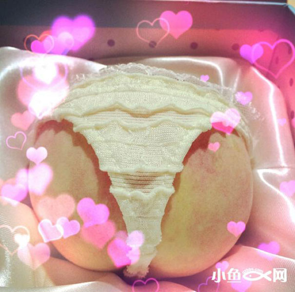 sexy-butt-peaches-with-lingerie-china-2