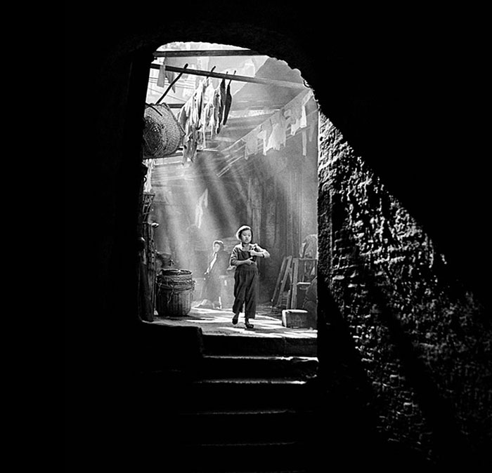 street-photography-hong-kong-memoir-fan-ho-15 street-photography-hong-kong-memoir-fan-ho-15