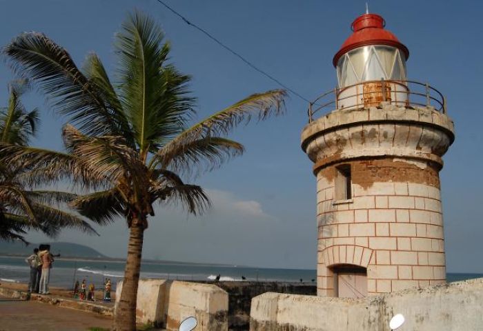 Beemulipattam Beach Vishakapatanam India Is A 17th Century Dutch Period Light House