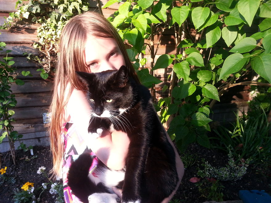 Izzy And Giggles Cuddle After Playtime