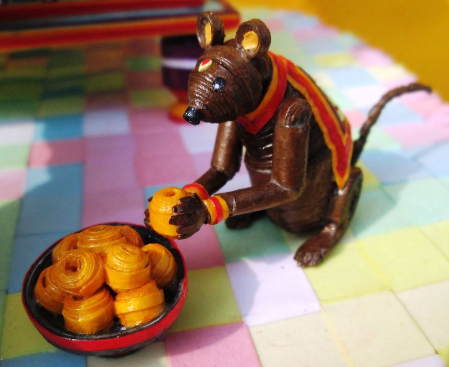 Quilled 3D Paper Statues