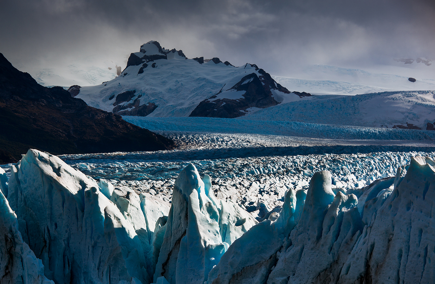 Living Ice: I Happened To Photograph The Rupture Of Perito Moreno Glacier Living Ice: I Happened To Photograph The Rupture Of Perito Moreno Glacier