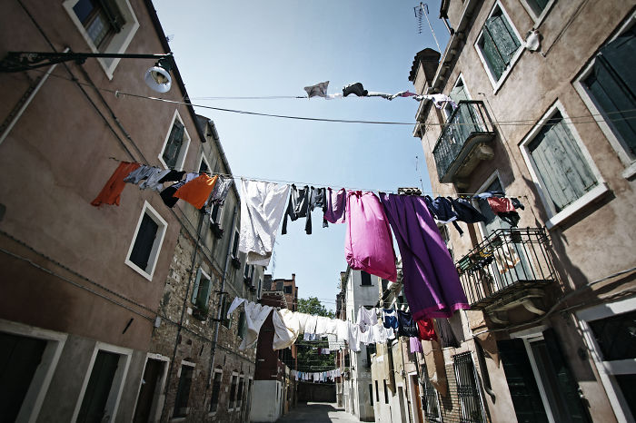 Venetian Clothelines...