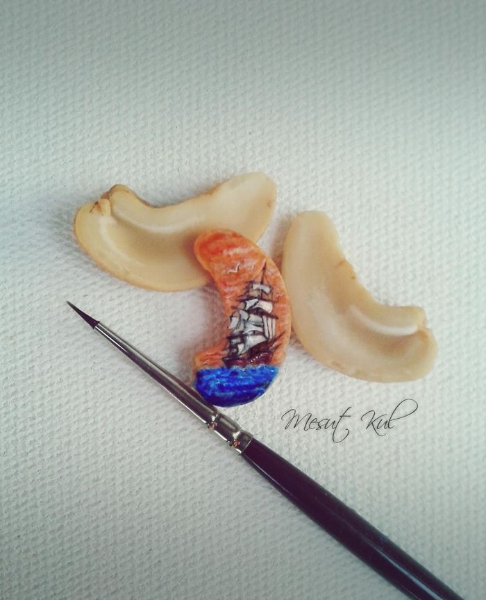 Micro Art Over Cashew