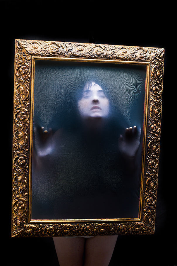 Photographic Portraits Behind The Canvas By Luca Pierro