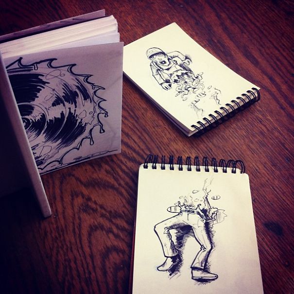 Illustrator Creates Doodles That Interact With Their Surroundings Illustrator Creates Doodles That Interact With Their Surroundings