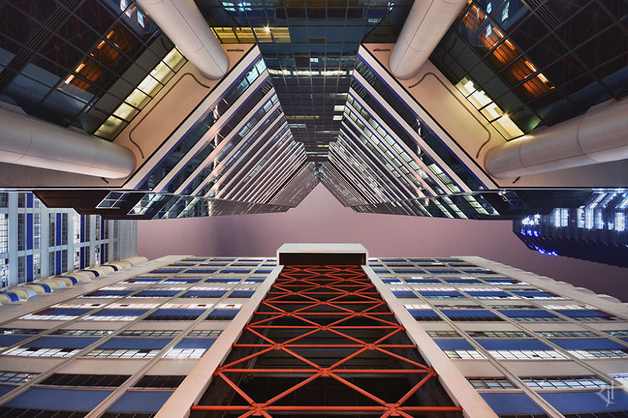Vertical Horizon In Hong Kong By Romain Jacquet-Lagreze Vertical Horizon In Hong Kong By Romain Jacquet-Lagreze