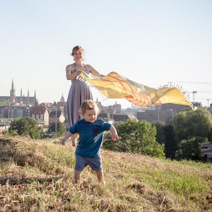 A Blogging Dad Tries To Capture The Beauty Of Motherhood