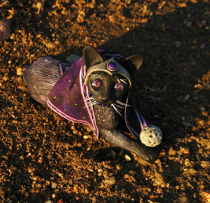 cat-figurines-polymer-clay-brutal-sun-7 cat-figurines-polymer-clay-brutal-sun-7