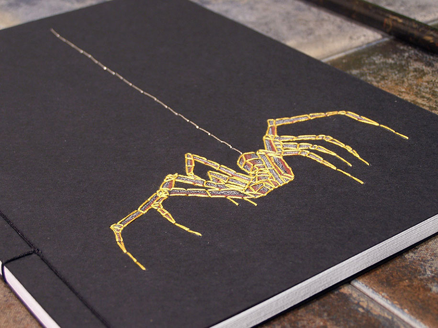 embroidered-notebooks-fabulous-cat-papers-10