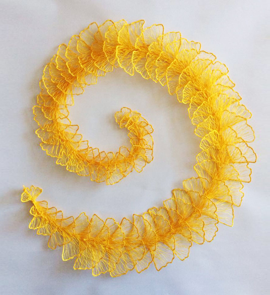 embroidery-sewing-sculptures-meredith-woolnough-15 embroidery-sewing-sculptures-meredith-woolnough-15