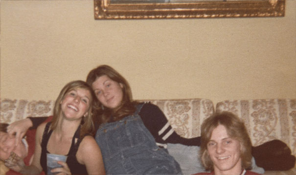 mother-and-daughter-photo-recreation-5 mother-and-daughter-photo-recreation-5