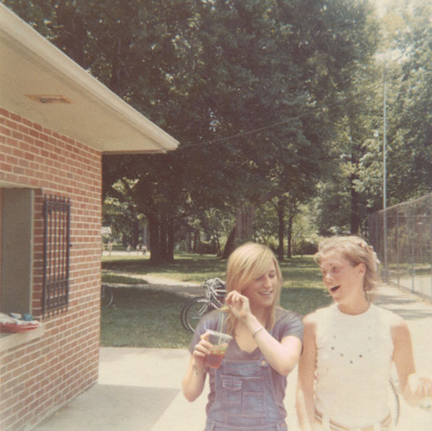 mother-and-daughter-photo-recreation-6 mother-and-daughter-photo-recreation-6