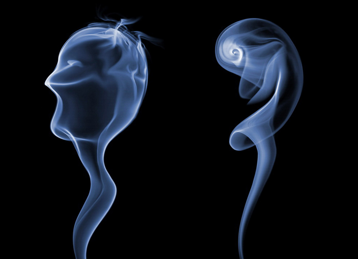 Photographer Took 100,000 Shots And Spent 3 Months Trying To Capture The Perfect Smoke Shape