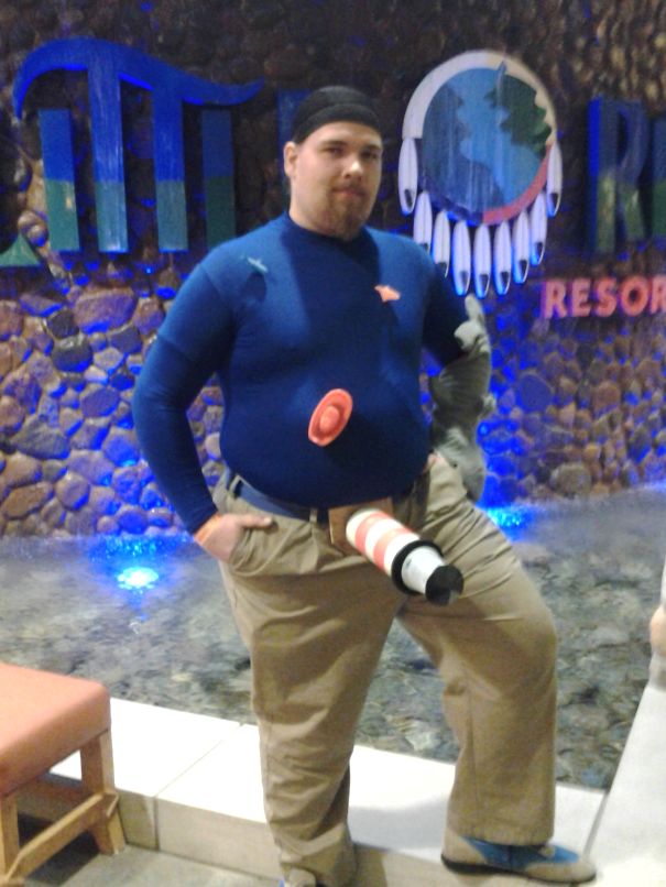 The Beach (with Working Light House)