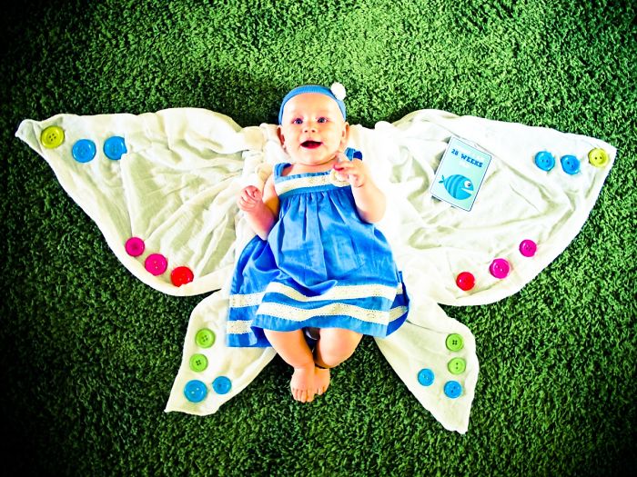 Mum Is Taking Creative Pictures Of Her Daughter Every Week Mum Is Taking Creative Pictures Of Her Daughter Every Week