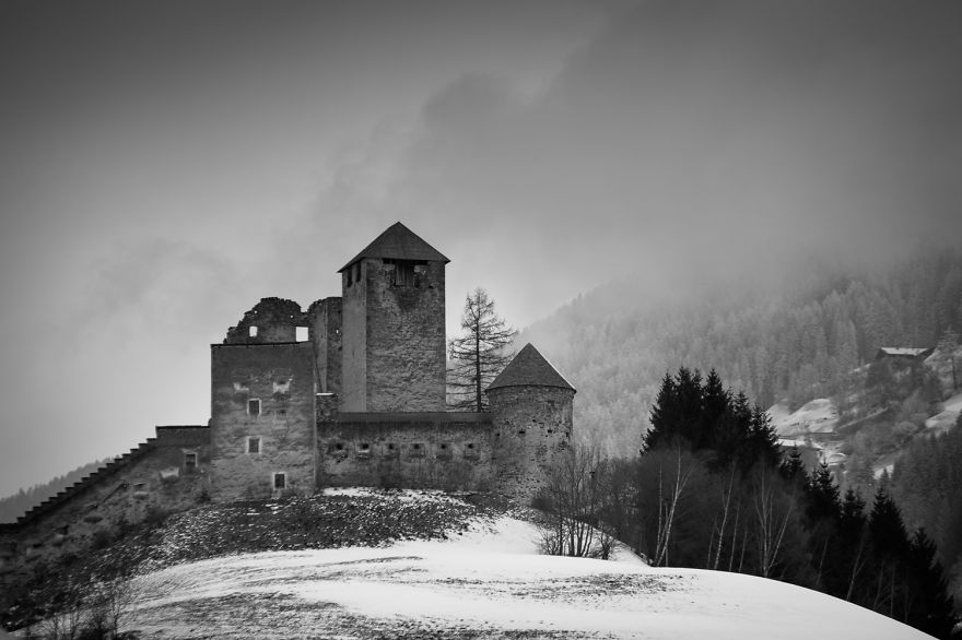 Burg Heinfels Castle - Austria