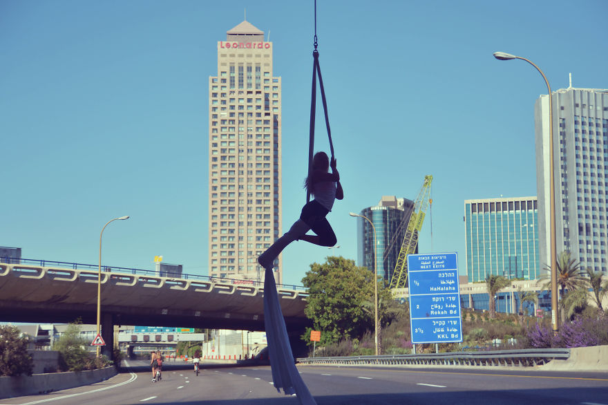 Most People Fast On This Jewish Holy Day, But I Celebrated It By Dancing Over An Empty Freeway