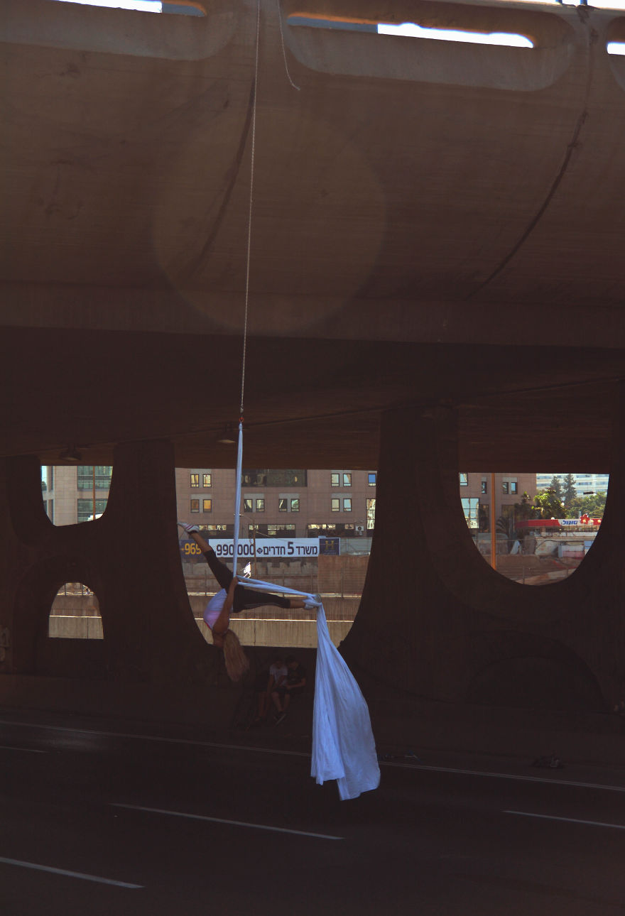 Most People Fast On This Jewish Holy Day, But I Celebrated It By Dancing Over An Empty Freeway