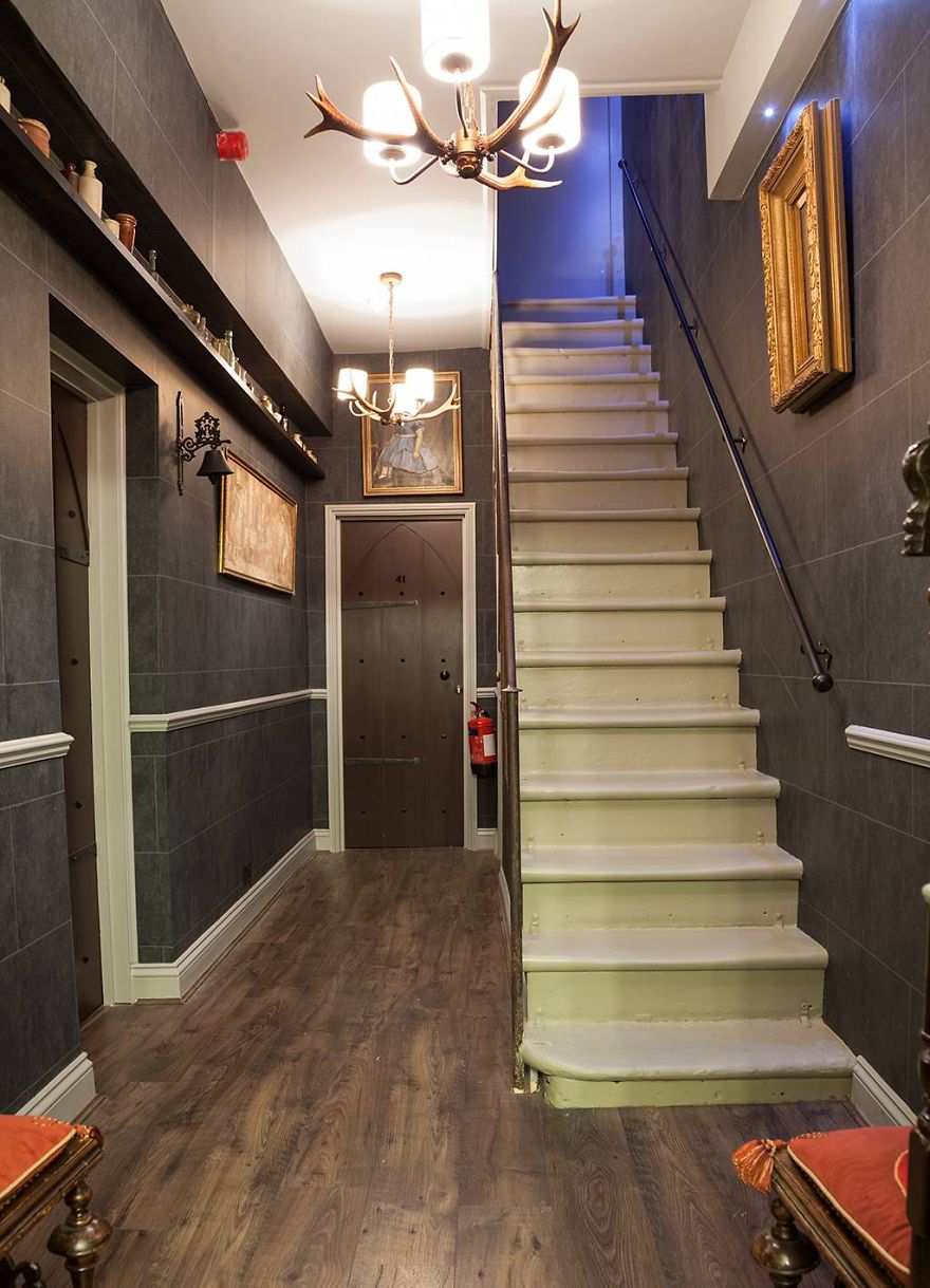 Harry Potter Fans Can Now Stay In Hogwarts-Themed Hotel Rooms