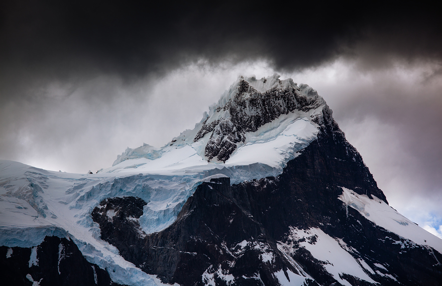 I Spent 2 Days In Torres Del Paine - The Most Beautiful National Park in Chile