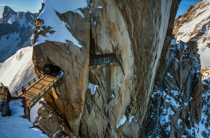 An Ordinary Day In An Extraordinary Place - Aiguille Du Midi (3842m)