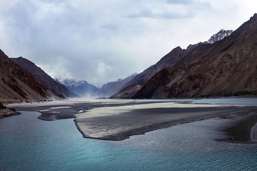 We Quit Our Jobs And Took A Moto Adventure From The Netherlands To Mongolia