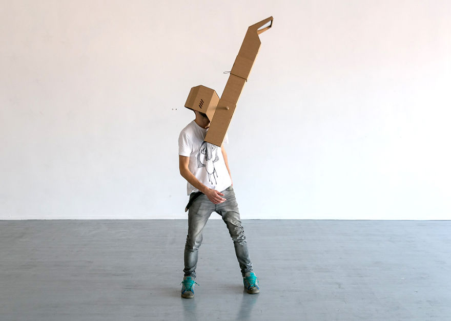 Eyeteleporter: A Mask That Displaces Your Eyesight